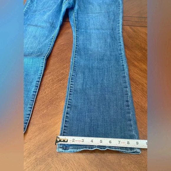 Levi’s Women’s Classic Bootcut Stretch Medium Wash Mid Rise Jeans Size 14M EUC - Picture 6 of 11